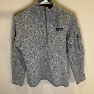 Patagonia women’s half zip pullover - M
